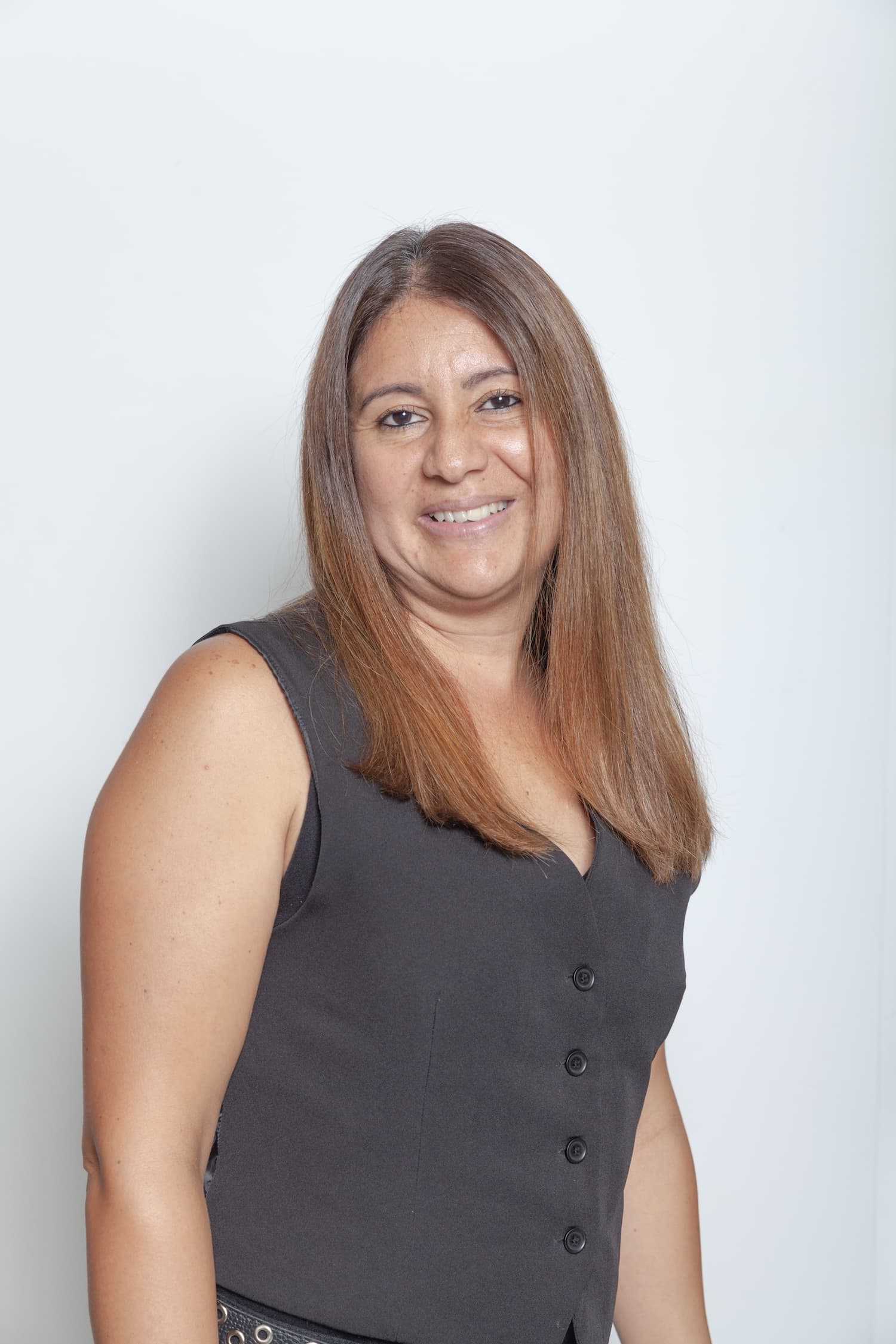 Marcela Manicura y depiladora